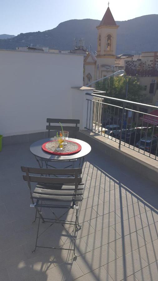 Villa Casa Vicino Mondello Palermo Exterior foto